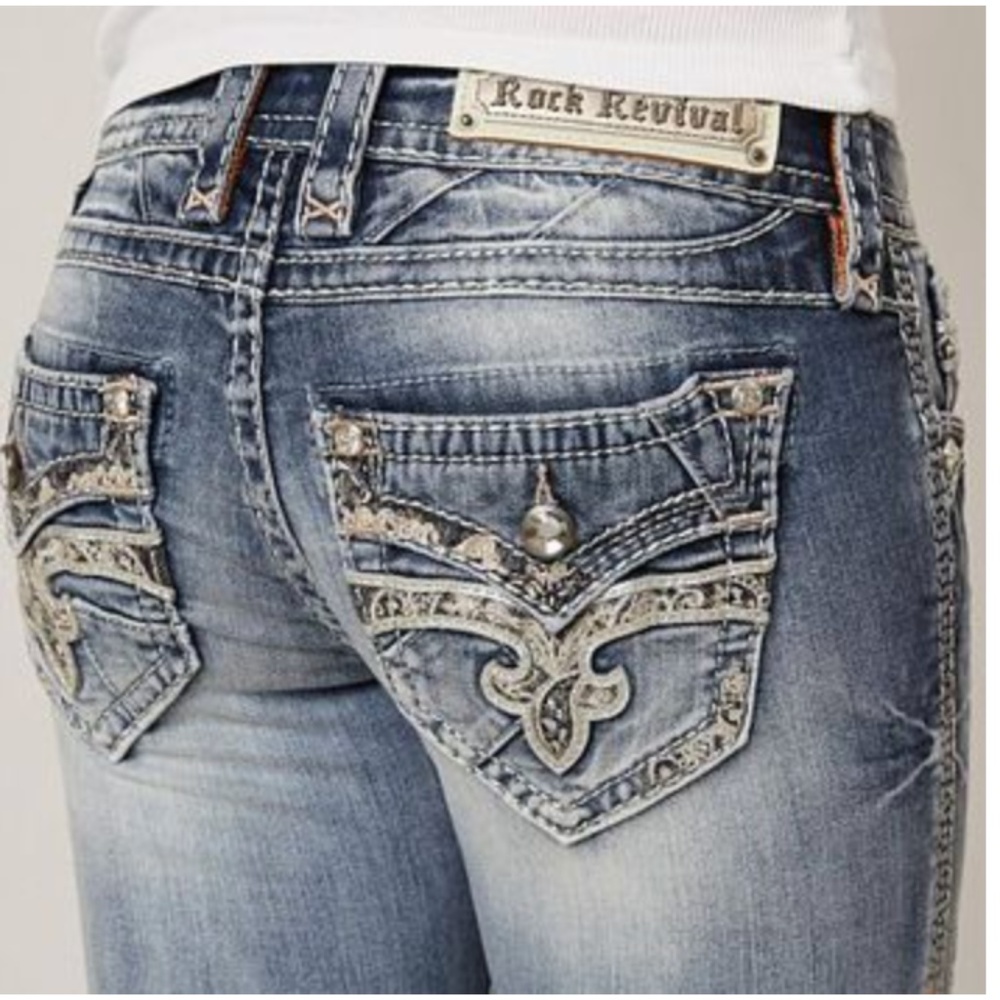 New ROCK REVIVAL STRAIGHT STRETCH JEANS SIZE 27